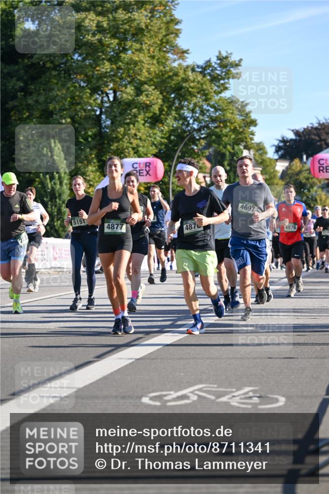 07.09.2025 - BARMER Alsterlauf Dr. Thomas Lammeyer http://msf.ph/oto/8711341 07.09.2025 09:39:03 Laufen 5151, 4877, 4876, 4697, 4976, 564 meine-sportfotos.de