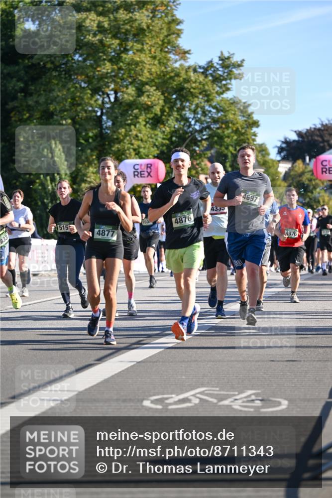07.09.2025 - BARMER Alsterlauf Dr. Thomas Lammeyer http://msf.ph/oto/8711343 07.09.2025 09:39:03 Laufen 833, 515, 4697, 4335, 550, 4876, 4877, 4976 meine-sportfotos.de
