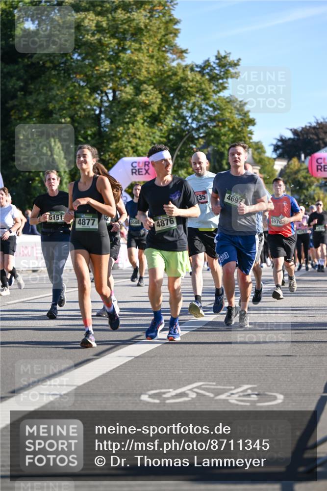 07.09.2025 - BARMER Alsterlauf Dr. Thomas Lammeyer http://msf.ph/oto/8711345 07.09.2025 09:39:03 Laufen 5151, 4877, 5508, 4876, 35, 4697, 4970 meine-sportfotos.de