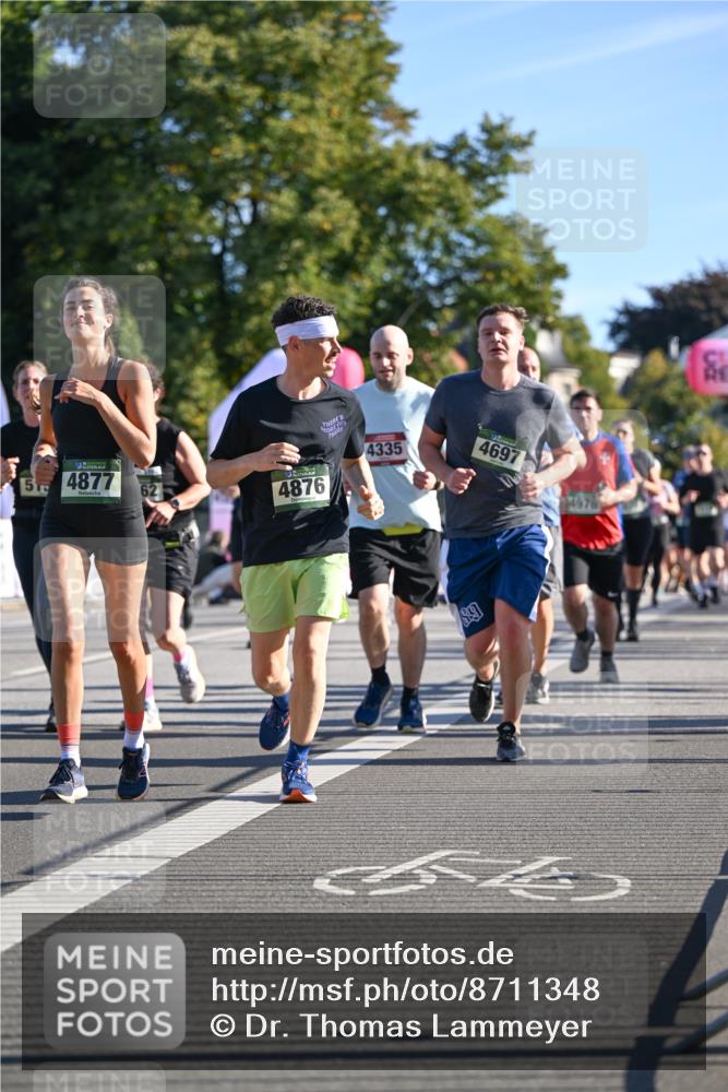 07.09.2025 - BARMER Alsterlauf Dr. Thomas Lammeyer http://msf.ph/oto/8711348 07.09.2025 09:39:04 Laufen 5, 4877, 4876, 4335, 4697, 89 meine-sportfotos.de