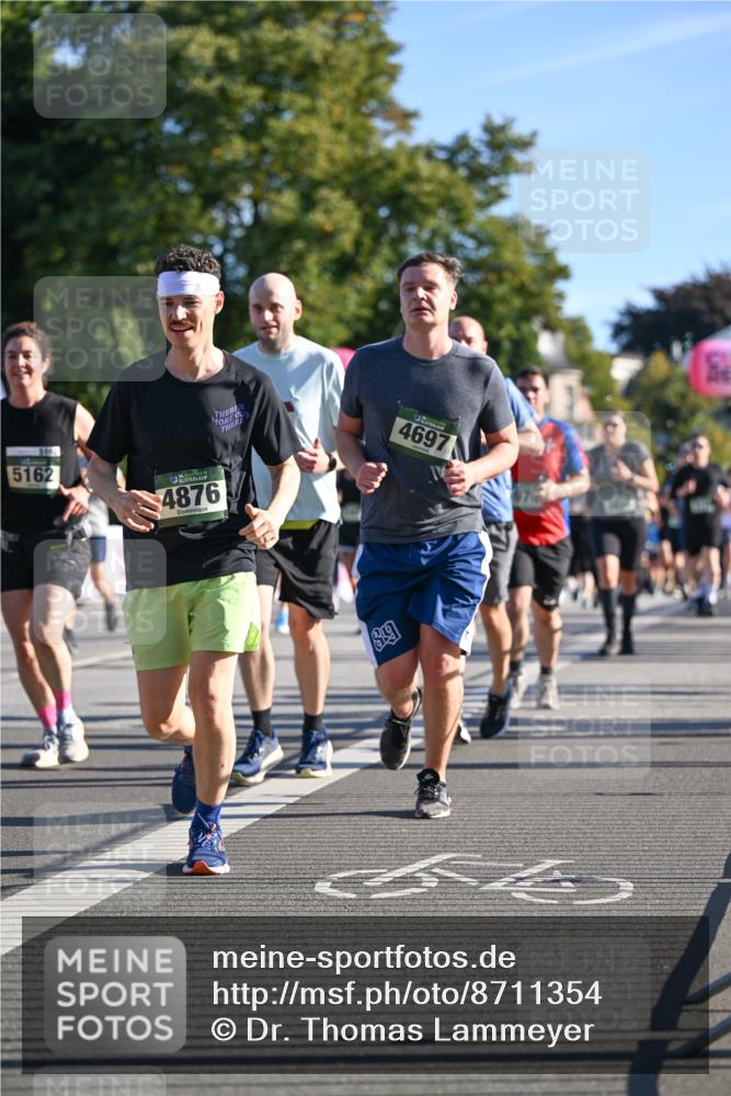 07.09.2025 - BARMER Alsterlauf Dr. Thomas Lammeyer http://msf.ph/oto/8711354 07.09.2025 09:39:05 Laufen 5169, 5162, 4697, 4876, 89 meine-sportfotos.de