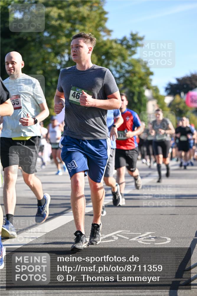 07.09.2025 - BARMER Alsterlauf Dr. Thomas Lammeyer http://msf.ph/oto/8711359 07.09.2025 09:39:05 Laufen 35, 46, 99, 2 meine-sportfotos.de