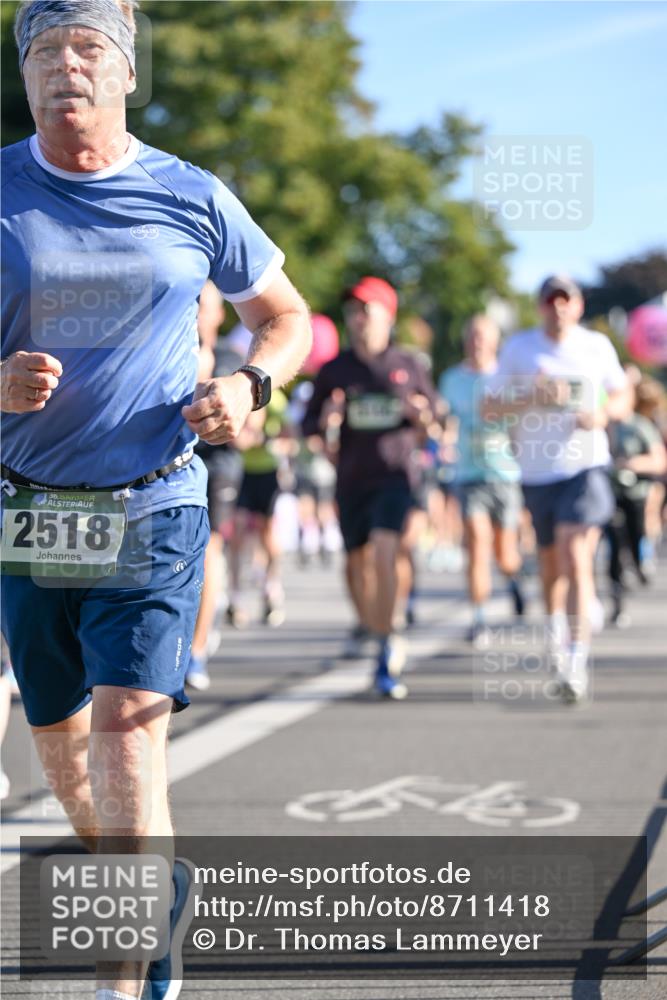 07.09.2025 - BARMER Alsterlauf Dr. Thomas Lammeyer http://msf.ph/oto/8711418 07.09.2025 09:39:15 Laufen 36, 2518 meine-sportfotos.de