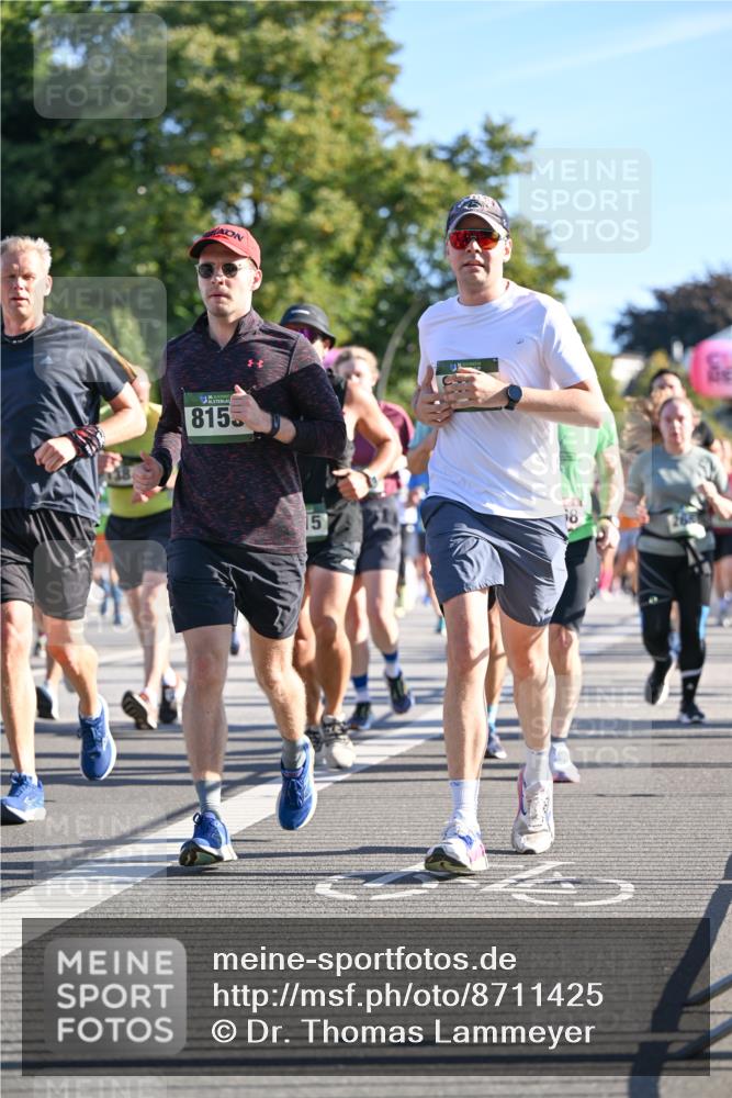 07.09.2025 - BARMER Alsterlauf Dr. Thomas Lammeyer http://msf.ph/oto/8711425 07.09.2025 09:39:16 Laufen 8155 meine-sportfotos.de