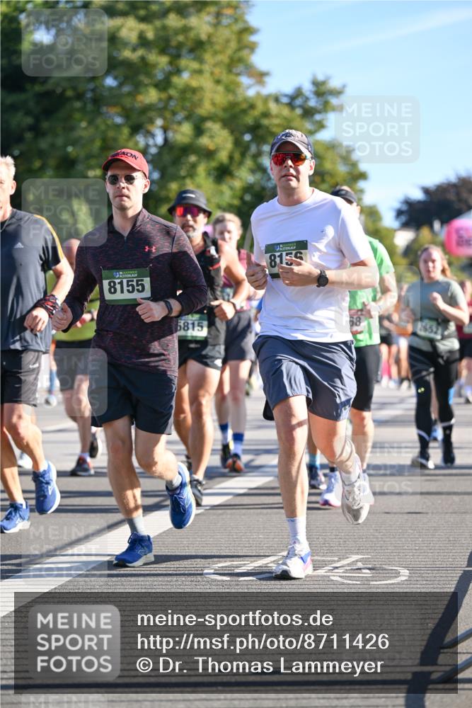 07.09.2025 - BARMER Alsterlauf Dr. Thomas Lammeyer http://msf.ph/oto/8711426 07.09.2025 09:39:16 Laufen 8155, 5815, 8155, 68 meine-sportfotos.de