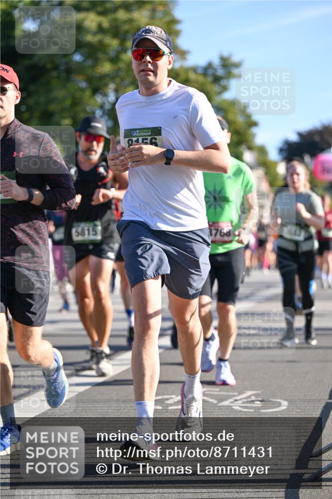 07.09.2025 - BARMER Alsterlauf Dr. Thomas Lammeyer http://msf.ph/oto/8711431 07.09.2025 09:39:17 Laufen 5815, 35, 0156, 3768 meine-sportfotos.de