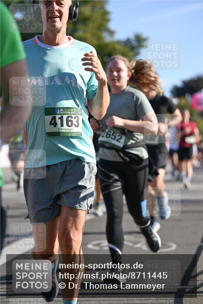 07.09.2025 - BARMER Alsterlauf Dr. Thomas Lammeyer http://msf.ph/oto/8711445 07.09.2025 09:39:19 Laufen 36, 4163, 2652 meine-sportfotos.de