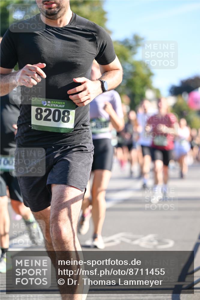07.09.2025 - BARMER Alsterlauf Dr. Thomas Lammeyer http://msf.ph/oto/8711455 07.09.2025 09:39:21 Laufen 100, 36, 8208, 4 meine-sportfotos.de