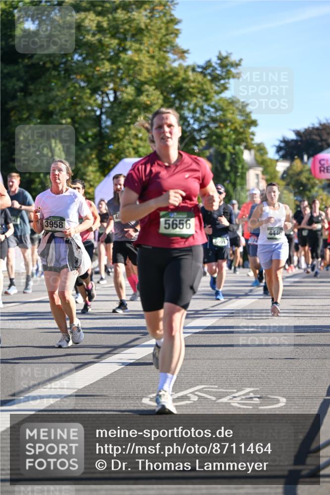 07.09.2025 - BARMER Alsterlauf Dr. Thomas Lammeyer http://msf.ph/oto/8711464 07.09.2025 09:39:22 Laufen 3958, 5656, 4440 meine-sportfotos.de