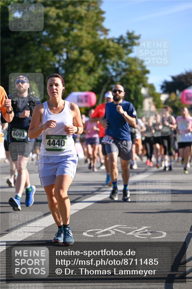 07.09.2025 - BARMER Alsterlauf Dr. Thomas Lammeyer http://msf.ph/oto/8711485 07.09.2025 09:39:26 Laufen 6091, 36, 4440, 2124 meine-sportfotos.de