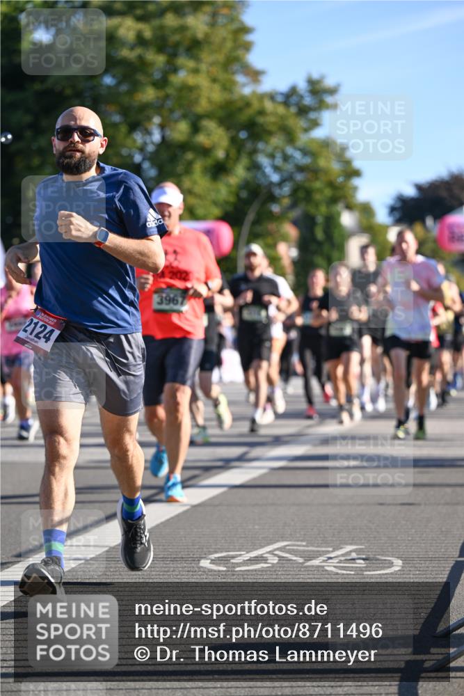 07.09.2025 - BARMER Alsterlauf Dr. Thomas Lammeyer http://msf.ph/oto/8711496 07.09.2025 09:39:27 Laufen 2124, 3967 meine-sportfotos.de
