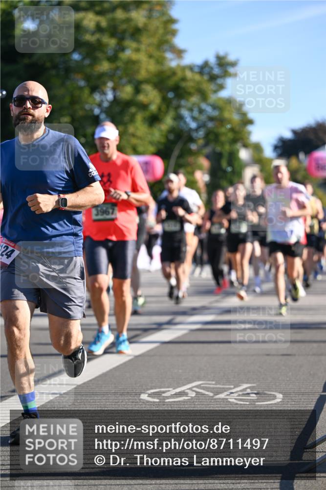 07.09.2025 - BARMER Alsterlauf Dr. Thomas Lammeyer http://msf.ph/oto/8711497 07.09.2025 09:39:27 Laufen 24, 3967 meine-sportfotos.de