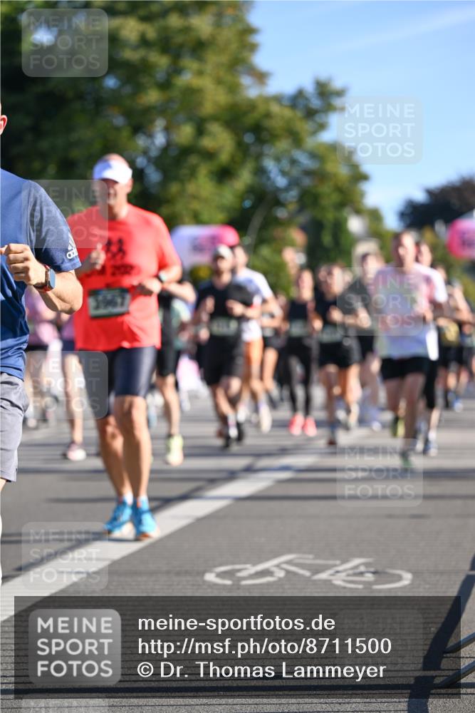 07.09.2025 - BARMER Alsterlauf Dr. Thomas Lammeyer http://msf.ph/oto/8711500 07.09.2025 09:39:28 Laufen 3967 meine-sportfotos.de