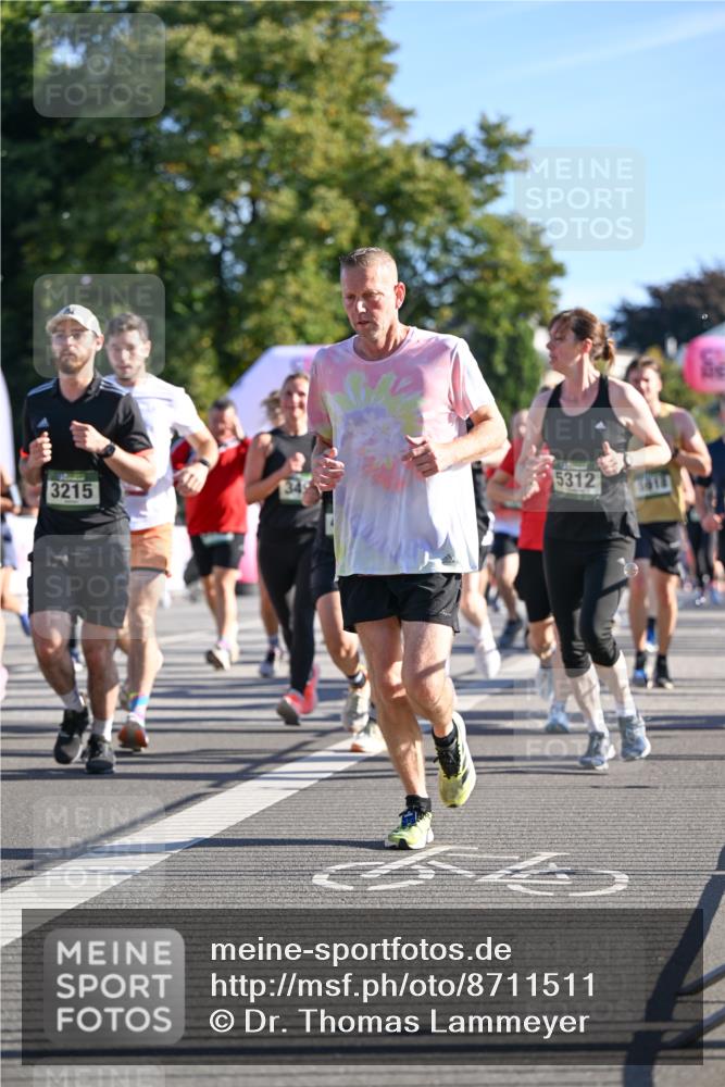 07.09.2025 - BARMER Alsterlauf Dr. Thomas Lammeyer http://msf.ph/oto/8711511 07.09.2025 09:39:30 Laufen 5312, 3215 meine-sportfotos.de