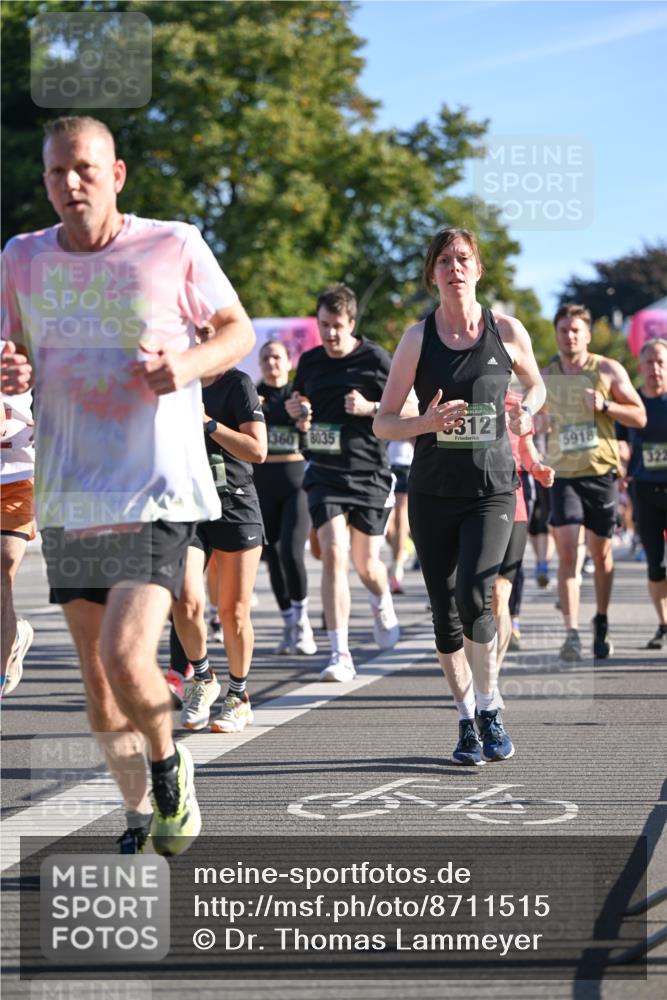 07.09.2025 - BARMER Alsterlauf Dr. Thomas Lammeyer http://msf.ph/oto/8711515 07.09.2025 09:39:30 Laufen 360, 8035, 312, 5918, 322 meine-sportfotos.de