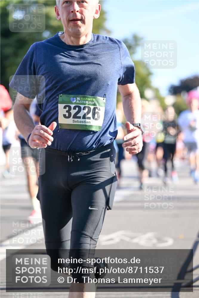 07.09.2025 - BARMER Alsterlauf Dr. Thomas Lammeyer http://msf.ph/oto/8711537 07.09.2025 09:39:34 Laufen 36, 3226 meine-sportfotos.de
