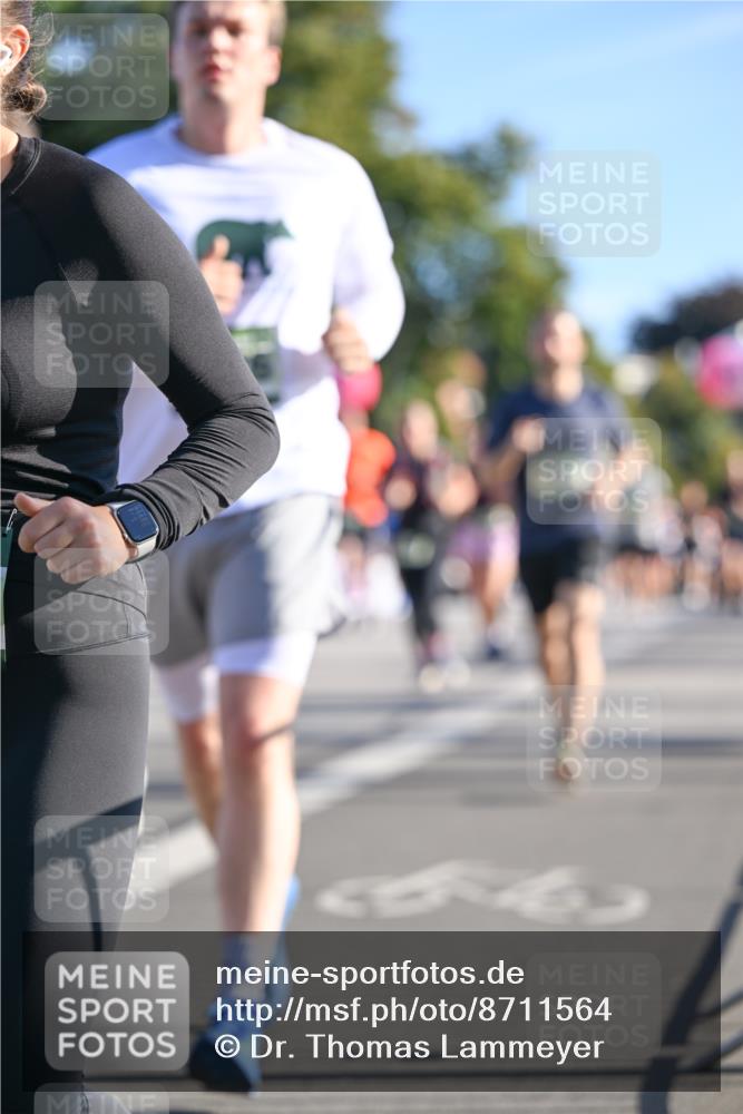 07.09.2025 - BARMER Alsterlauf Dr. Thomas Lammeyer http://msf.ph/oto/8711564 07.09.2025 09:39:39 Laufen  meine-sportfotos.de