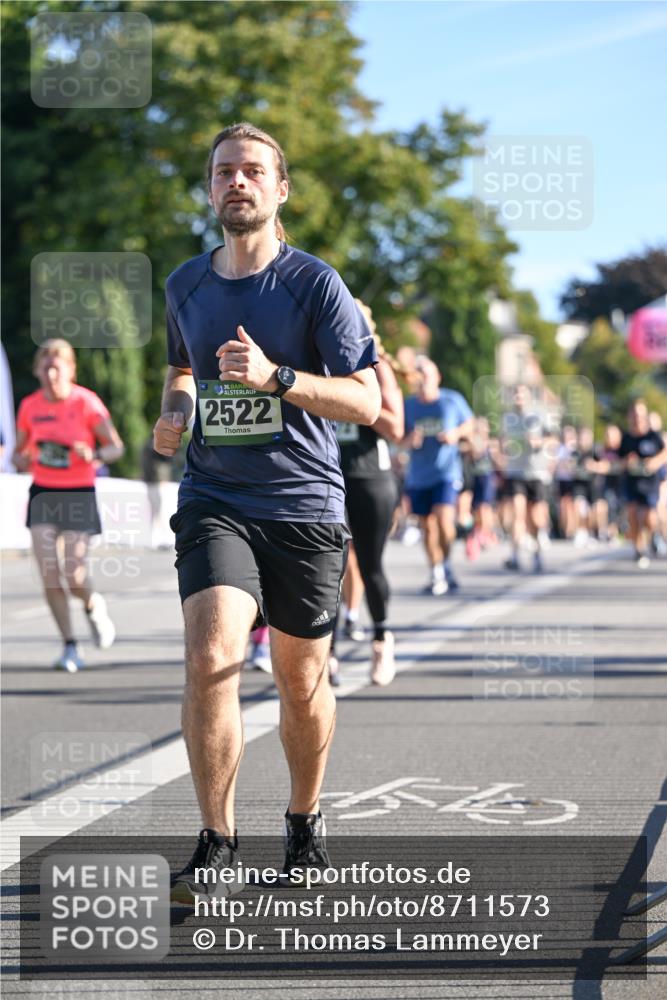 07.09.2025 - BARMER Alsterlauf Dr. Thomas Lammeyer http://msf.ph/oto/8711573 07.09.2025 09:39:41 Laufen 36, 2522 meine-sportfotos.de