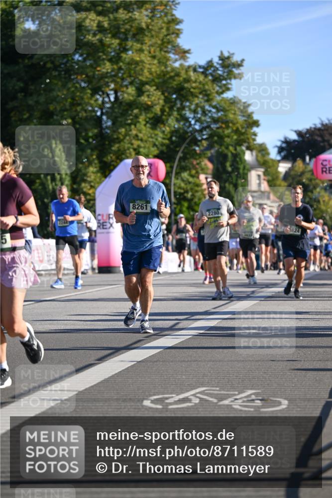 07.09.2025 - BARMER Alsterlauf Dr. Thomas Lammeyer http://msf.ph/oto/8711589 07.09.2025 09:39:43 Laufen 1244, 8261, 2280, 3824, 54 meine-sportfotos.de