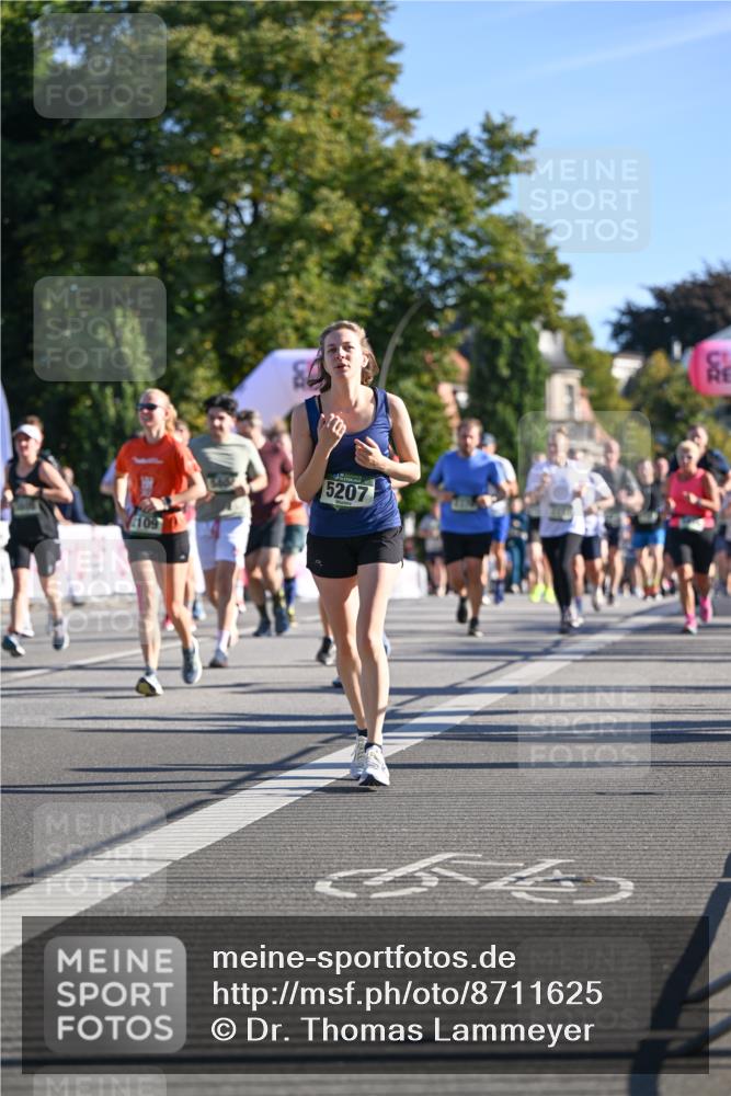 07.09.2025 - BARMER Alsterlauf Dr. Thomas Lammeyer http://msf.ph/oto/8711625 07.09.2025 09:39:49 Laufen 109, 5207 meine-sportfotos.de