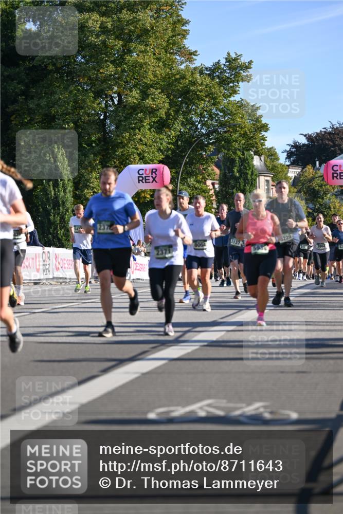 07.09.2025 - BARMER Alsterlauf Dr. Thomas Lammeyer http://msf.ph/oto/8711643 07.09.2025 09:39:52 Laufen 2371 meine-sportfotos.de