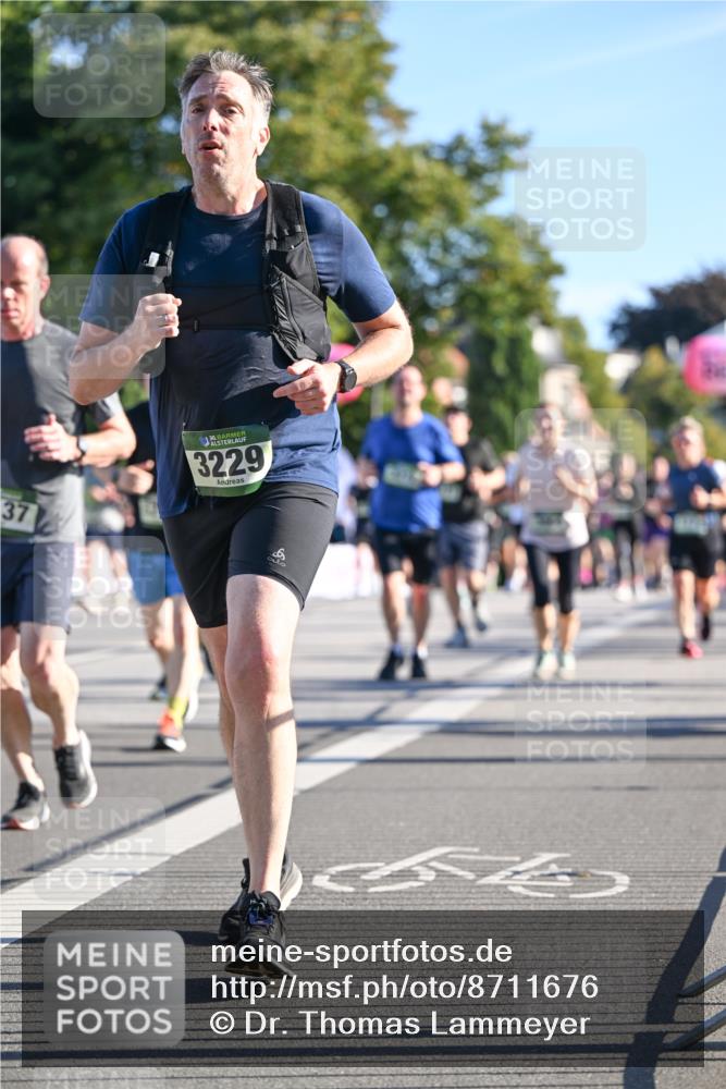 07.09.2025 - BARMER Alsterlauf Dr. Thomas Lammeyer http://msf.ph/oto/8711676 07.09.2025 09:39:57 Laufen 37, 36, 3229 meine-sportfotos.de