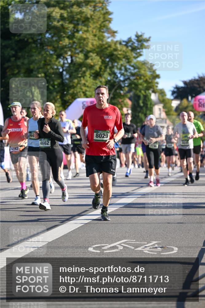 07.09.2025 - BARMER Alsterlauf Dr. Thomas Lammeyer http://msf.ph/oto/8711713 07.09.2025 09:40:05 Laufen 1292, 44, 4662, 8029 meine-sportfotos.de