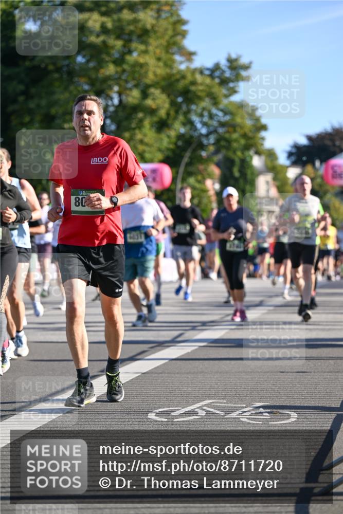 07.09.2025 - BARMER Alsterlauf Dr. Thomas Lammeyer http://msf.ph/oto/8711720 07.09.2025 09:40:05 Laufen 80 meine-sportfotos.de