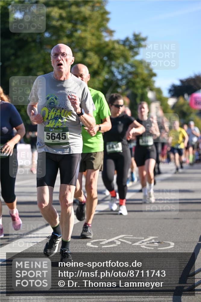 07.09.2025 - BARMER Alsterlauf Dr. Thomas Lammeyer http://msf.ph/oto/8711743 07.09.2025 09:40:09 Laufen 6136, 5645 meine-sportfotos.de
