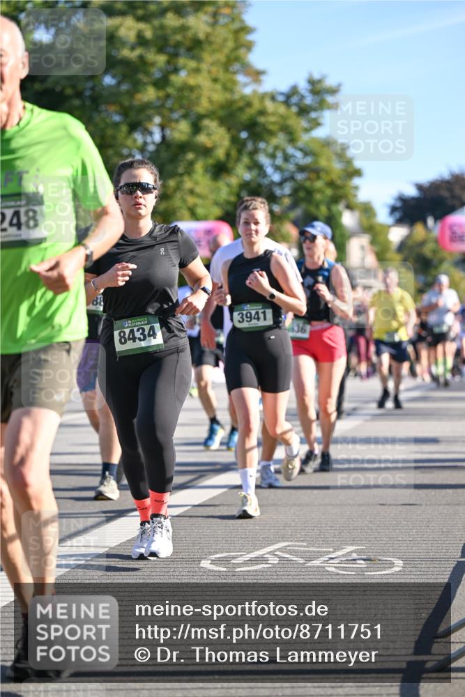 07.09.2025 - BARMER Alsterlauf Dr. Thomas Lammeyer http://msf.ph/oto/8711751 07.09.2025 09:40:11 Laufen 248, 88, 8434, 3941 meine-sportfotos.de