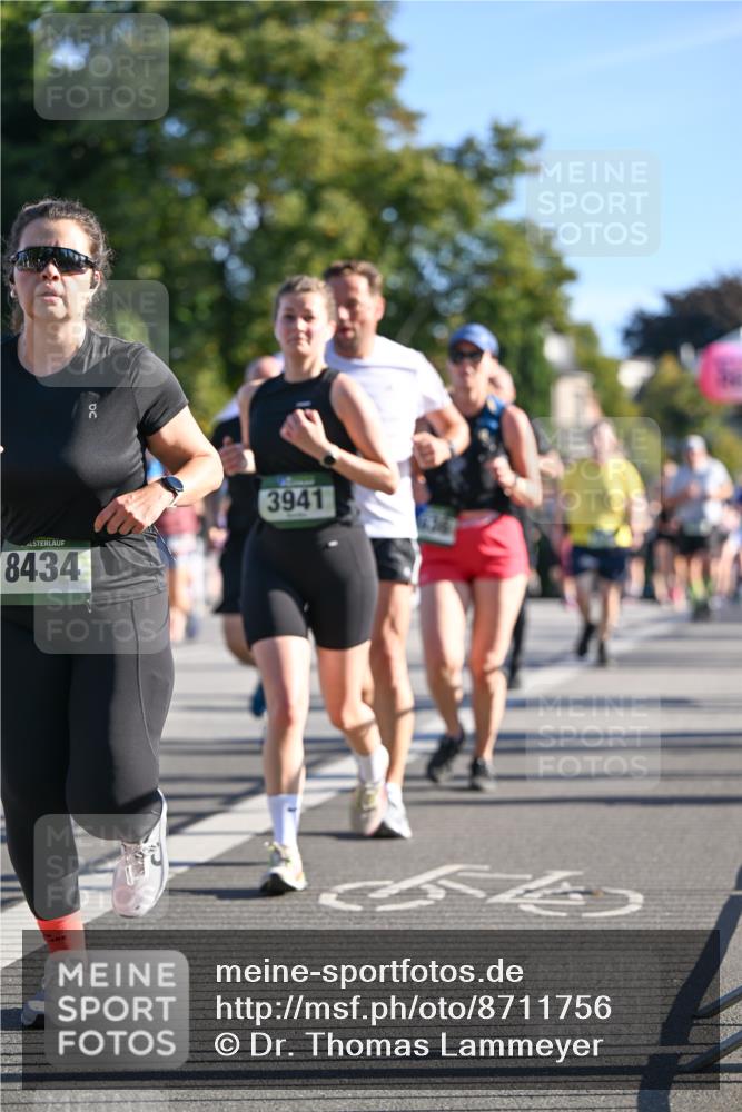 07.09.2025 - BARMER Alsterlauf Dr. Thomas Lammeyer http://msf.ph/oto/8711756 07.09.2025 09:40:11 Laufen 8434, 3941 meine-sportfotos.de