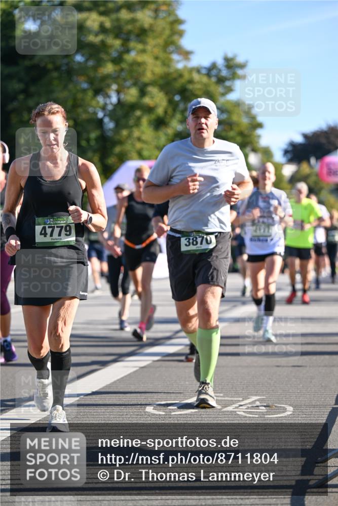 07.09.2025 - BARMER Alsterlauf Dr. Thomas Lammeyer http://msf.ph/oto/8711804 07.09.2025 09:40:19 Laufen 36, 4779, 3870, 4117 meine-sportfotos.de