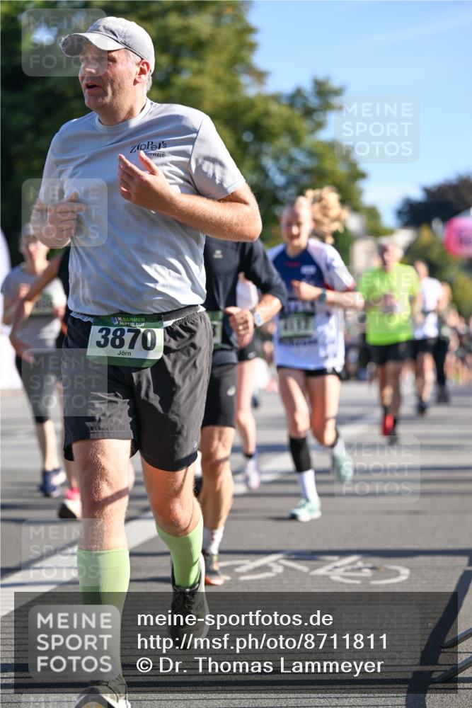 07.09.2025 - BARMER Alsterlauf Dr. Thomas Lammeyer http://msf.ph/oto/8711811 07.09.2025 09:40:20 Laufen 36, 3870 meine-sportfotos.de