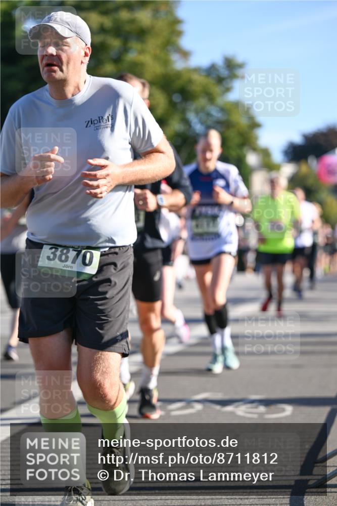 07.09.2025 - BARMER Alsterlauf Dr. Thomas Lammeyer http://msf.ph/oto/8711812 07.09.2025 09:40:21 Laufen 3870 meine-sportfotos.de