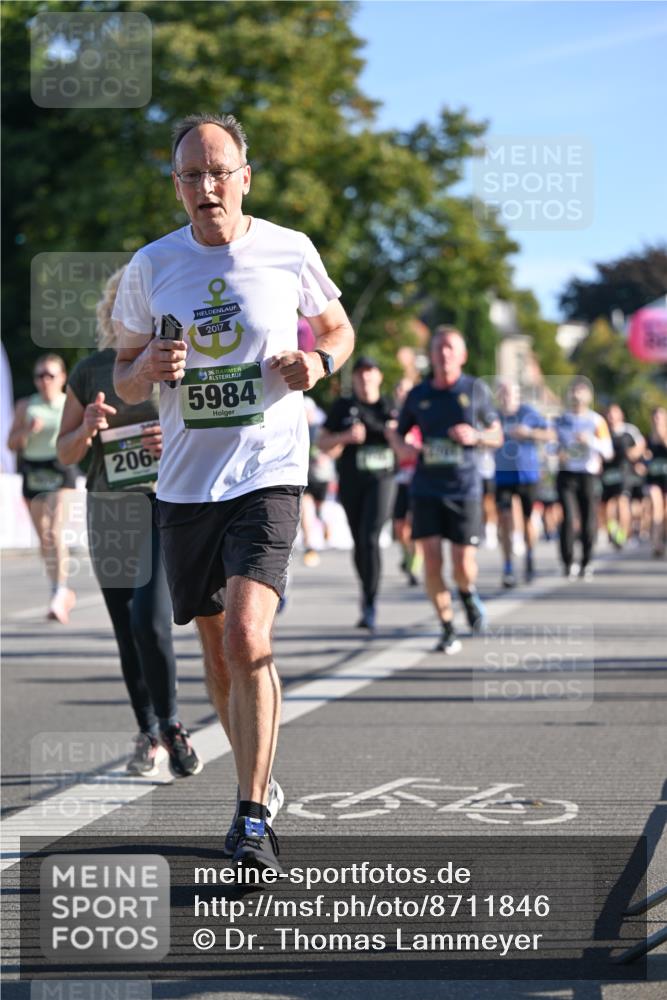 07.09.2025 - BARMER Alsterlauf Dr. Thomas Lammeyer http://msf.ph/oto/8711846 07.09.2025 09:40:26 Laufen 2017, 32, 206, 36, 5984 meine-sportfotos.de