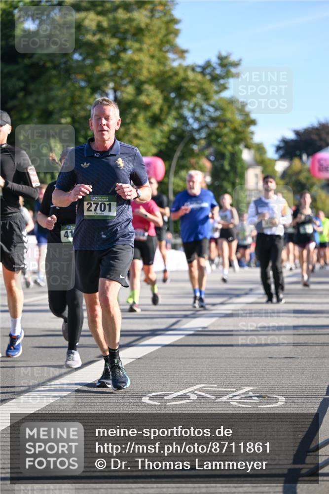 07.09.2025 - BARMER Alsterlauf Dr. Thomas Lammeyer http://msf.ph/oto/8711861 07.09.2025 09:40:28 Laufen 41, 2701 meine-sportfotos.de