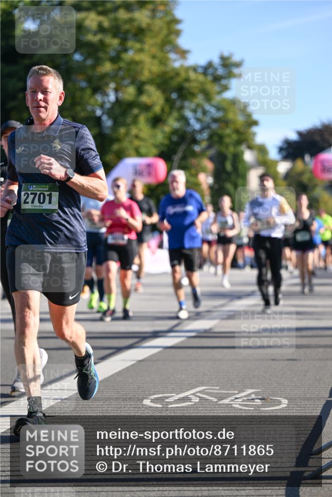 07.09.2025 - BARMER Alsterlauf Dr. Thomas Lammeyer http://msf.ph/oto/8711865 07.09.2025 09:40:29 Laufen 36, 2701 meine-sportfotos.de