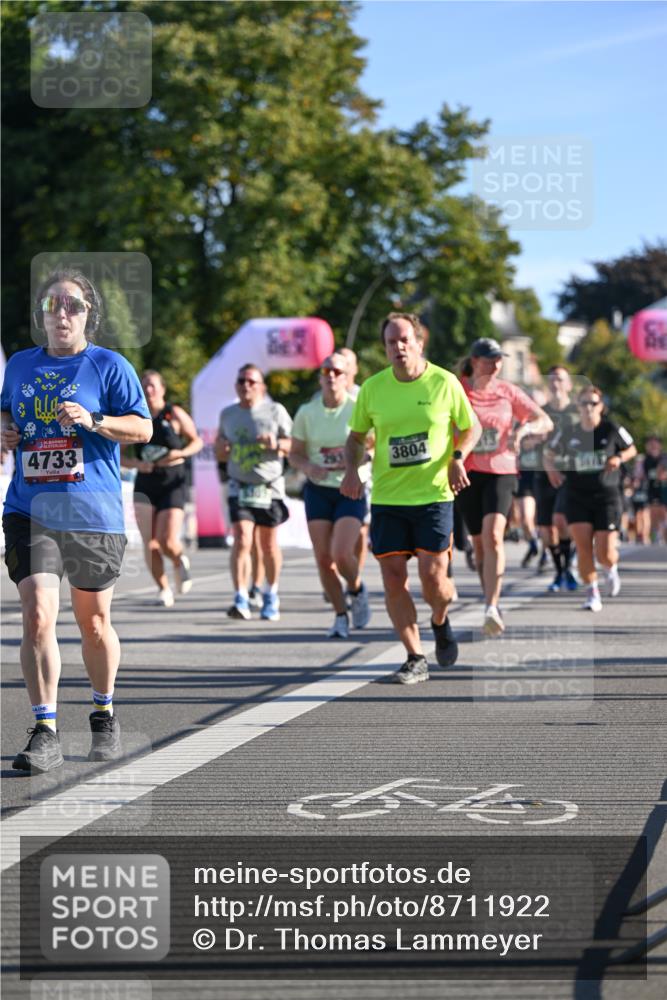 07.09.2025 - BARMER Alsterlauf Dr. Thomas Lammeyer http://msf.ph/oto/8711922 07.09.2025 09:40:38 Laufen 4733, 3804 meine-sportfotos.de