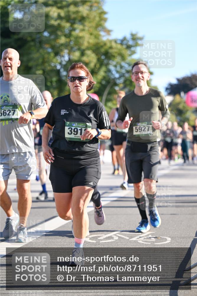 07.09.2025 - BARMER Alsterlauf Dr. Thomas Lammeyer http://msf.ph/oto/8711951 07.09.2025 09:40:42 Laufen 5627, 10, 25, 36, 391, 5927 meine-sportfotos.de