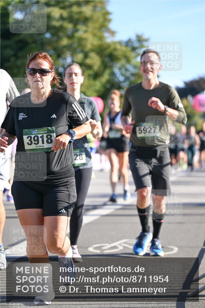 07.09.2025 - BARMER Alsterlauf Dr. Thomas Lammeyer http://msf.ph/oto/8711954 07.09.2025 09:40:43 Laufen 25, 36, 3918, 28, 5927 meine-sportfotos.de