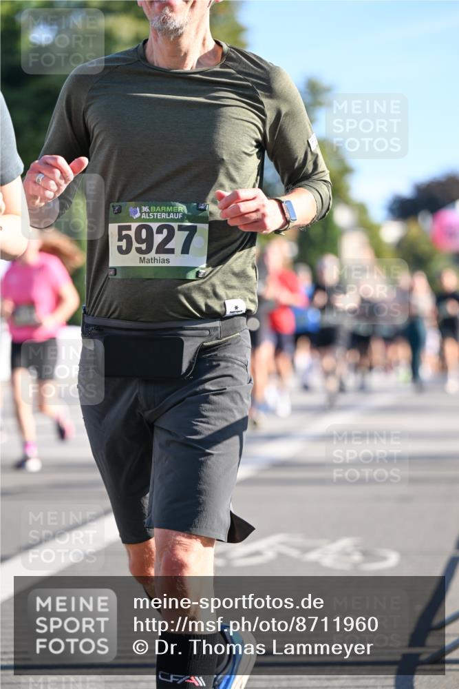 07.09.2025 - BARMER Alsterlauf Dr. Thomas Lammeyer http://msf.ph/oto/8711960 07.09.2025 09:40:44 Laufen 36, 5927 meine-sportfotos.de