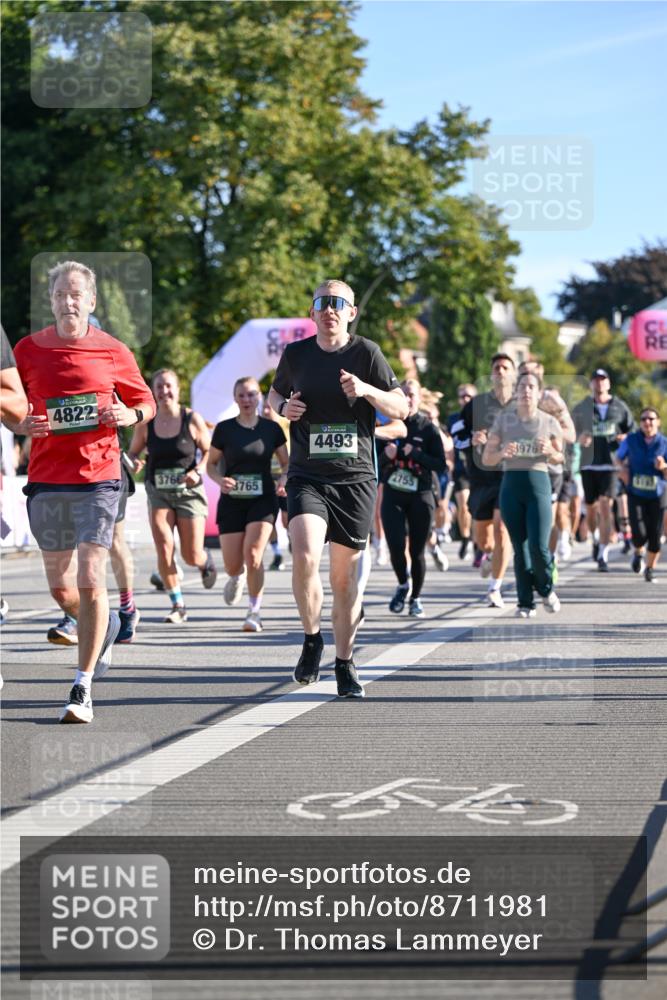 07.09.2025 - BARMER Alsterlauf Dr. Thomas Lammeyer http://msf.ph/oto/8711981 07.09.2025 09:40:47 Laufen 4822, 3766, 3765, 4493, 2755, 1976 meine-sportfotos.de