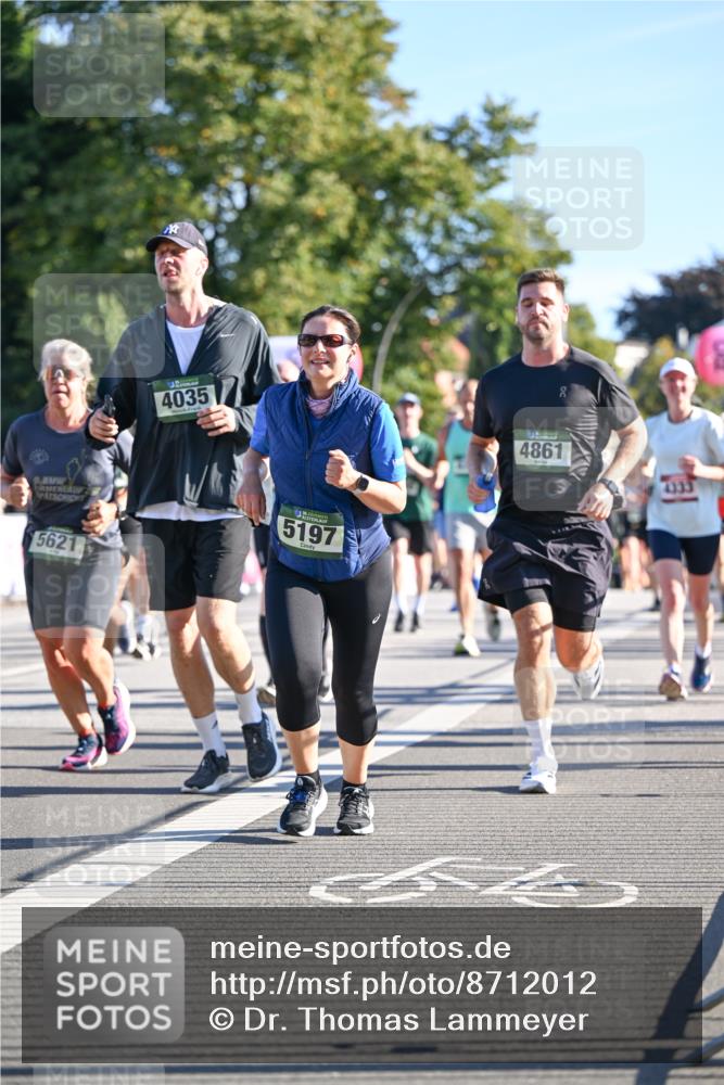 07.09.2025 - BARMER Alsterlauf Dr. Thomas Lammeyer http://msf.ph/oto/8712012 07.09.2025 09:40:54 Laufen 4035, 9, 5621, 5197, 4861, 4333 meine-sportfotos.de