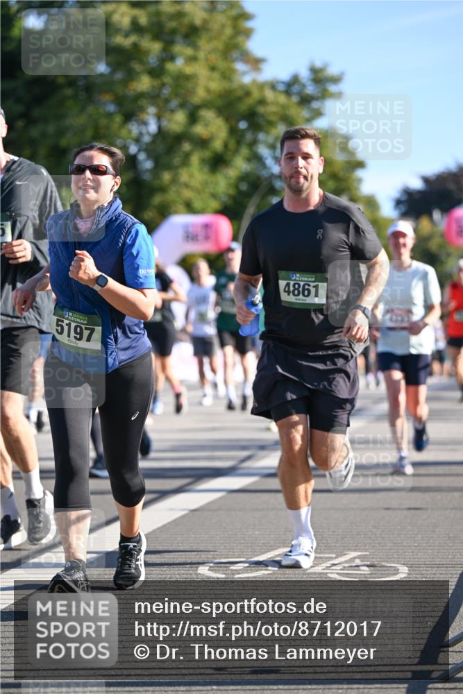 07.09.2025 - BARMER Alsterlauf Dr. Thomas Lammeyer http://msf.ph/oto/8712017 07.09.2025 09:40:54 Laufen 36, 5197, 4861 meine-sportfotos.de