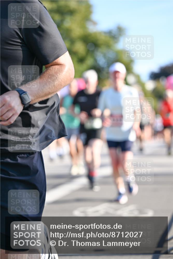 07.09.2025 - BARMER Alsterlauf Dr. Thomas Lammeyer http://msf.ph/oto/8712027 07.09.2025 09:40:56 Laufen  meine-sportfotos.de