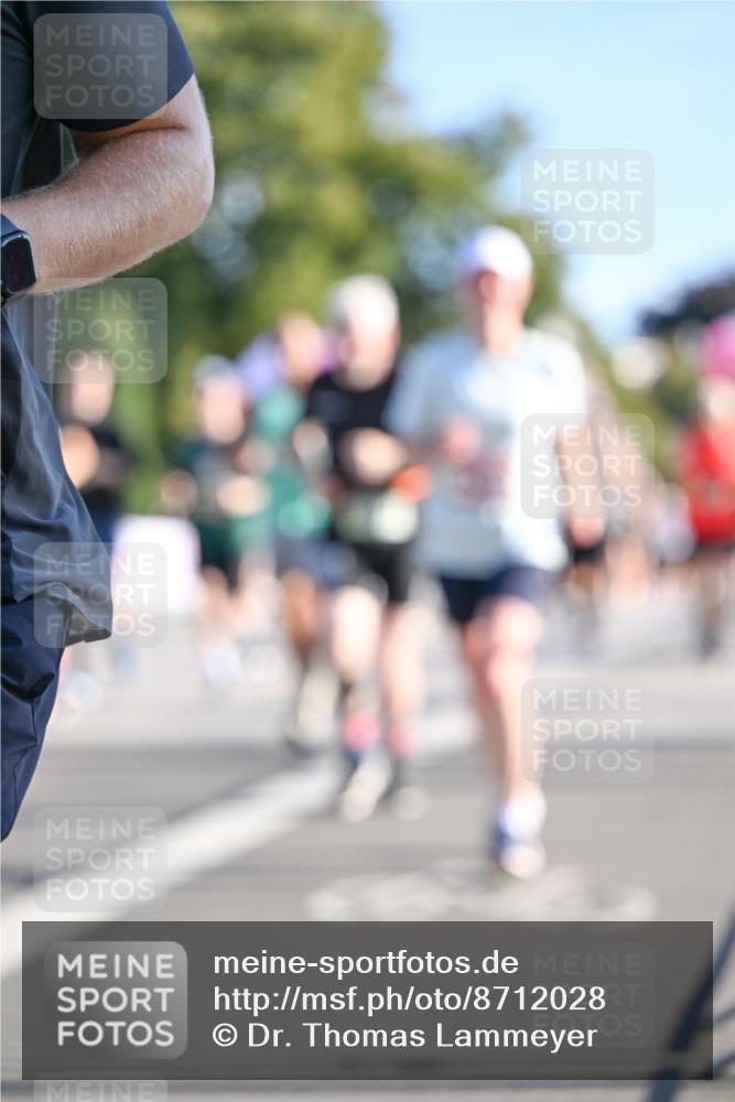 07.09.2025 - BARMER Alsterlauf Dr. Thomas Lammeyer http://msf.ph/oto/8712028 07.09.2025 09:40:56 Laufen  meine-sportfotos.de