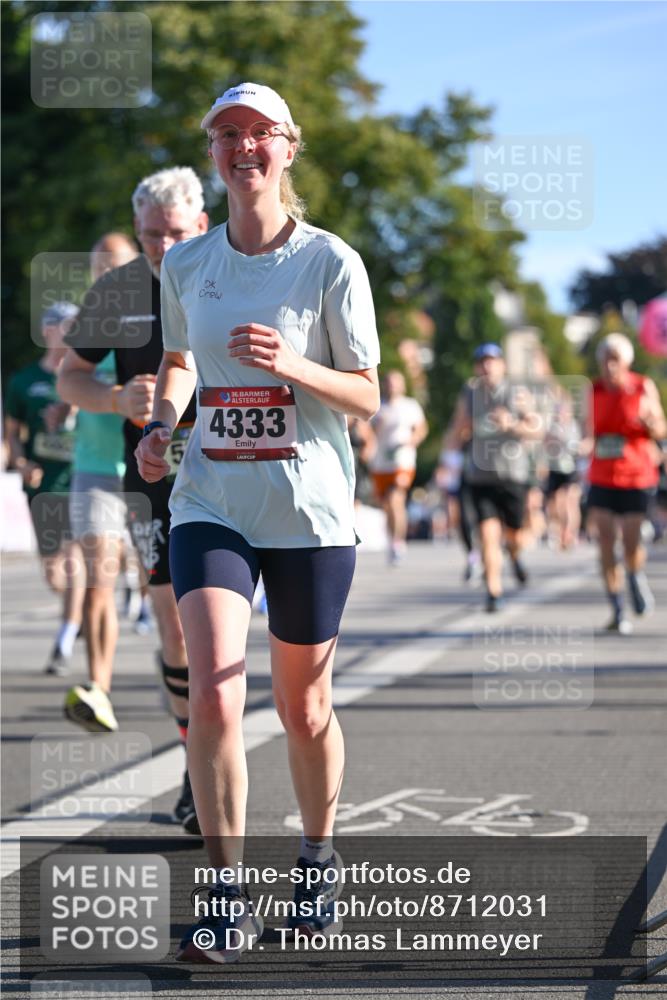 07.09.2025 - BARMER Alsterlauf Dr. Thomas Lammeyer http://msf.ph/oto/8712031 07.09.2025 09:40:57 Laufen 36, 4333 meine-sportfotos.de