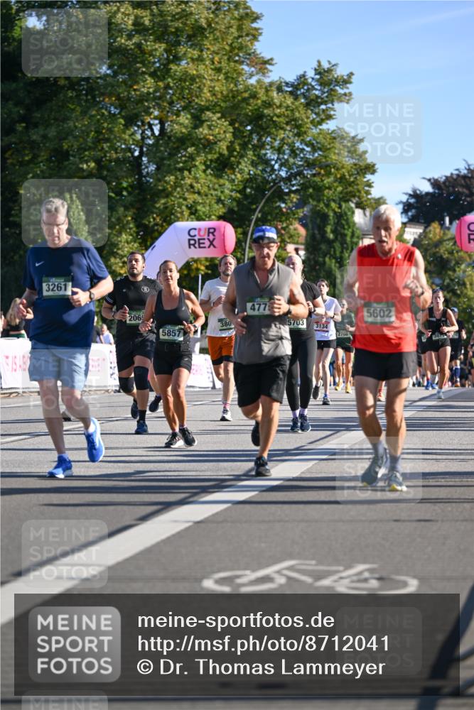 07.09.2025 - BARMER Alsterlauf Dr. Thomas Lammeyer http://msf.ph/oto/8712041 07.09.2025 09:40:59 Laufen 3261, 32, 206, 5857, 380, 477, 5703, 3134, 2708, 5602, 54, 367 meine-sportfotos.de
