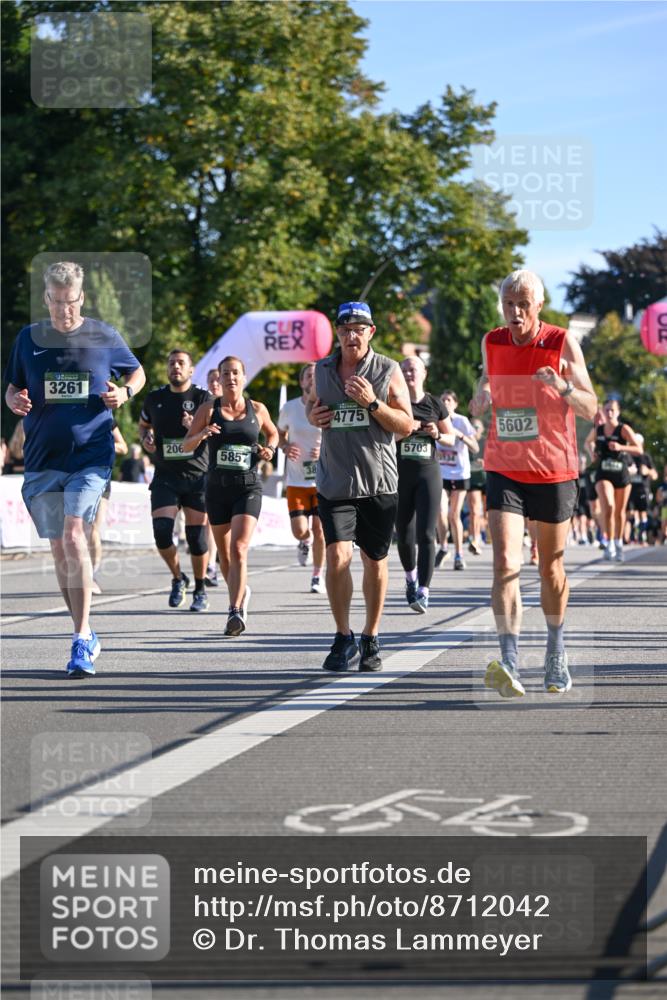 07.09.2025 - BARMER Alsterlauf Dr. Thomas Lammeyer http://msf.ph/oto/8712042 07.09.2025 09:40:59 Laufen 3261, 206, 5857, 38, 4775, 5703, 9434, 5602 meine-sportfotos.de