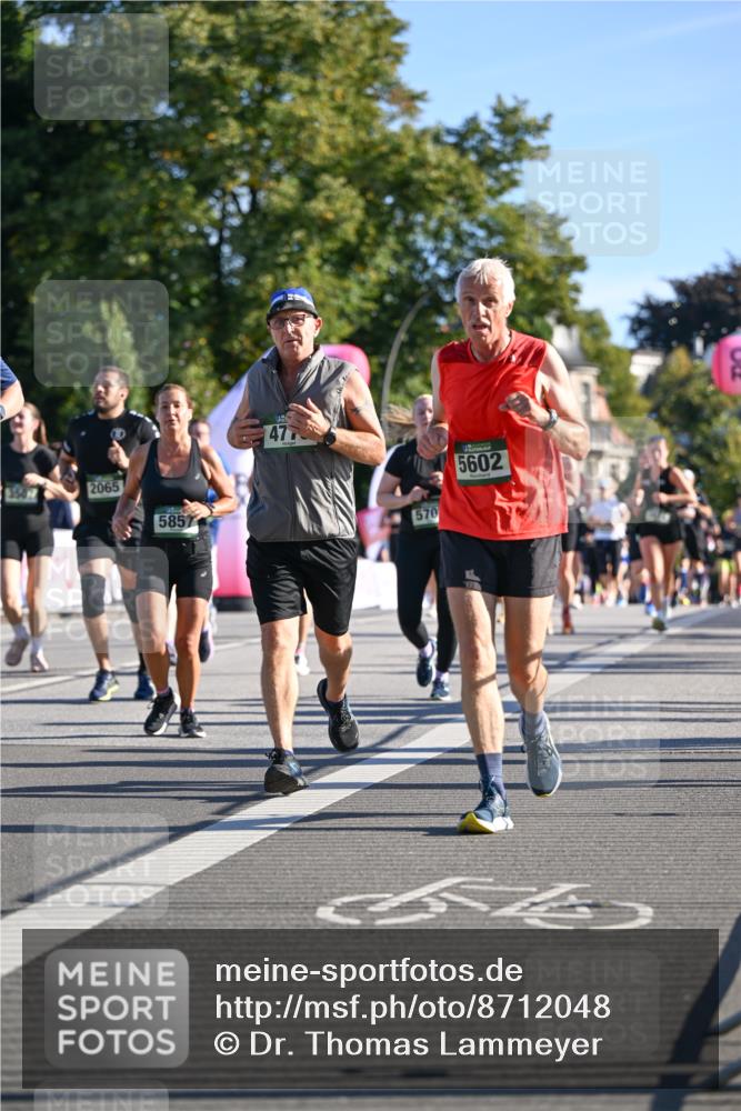 07.09.2025 - BARMER Alsterlauf Dr. Thomas Lammeyer http://msf.ph/oto/8712048 07.09.2025 09:41:00 Laufen 2065, 5857, 477, 570, 5602 meine-sportfotos.de